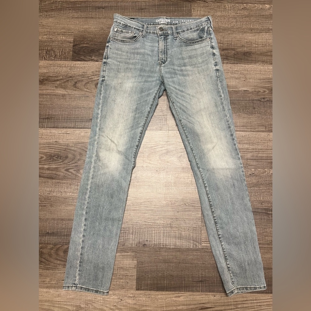 Levi’s Denizen 216 Skinny Fit Size 32x34